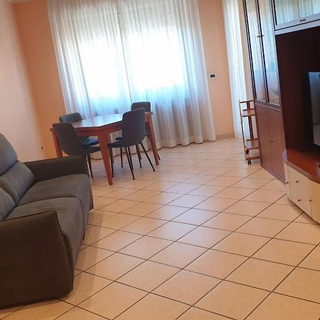 Le Marille Villa Ostia Buitenkant foto